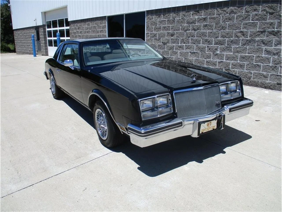 1979 Buick Riviera 4th-7th Gen - Image 3 of 31