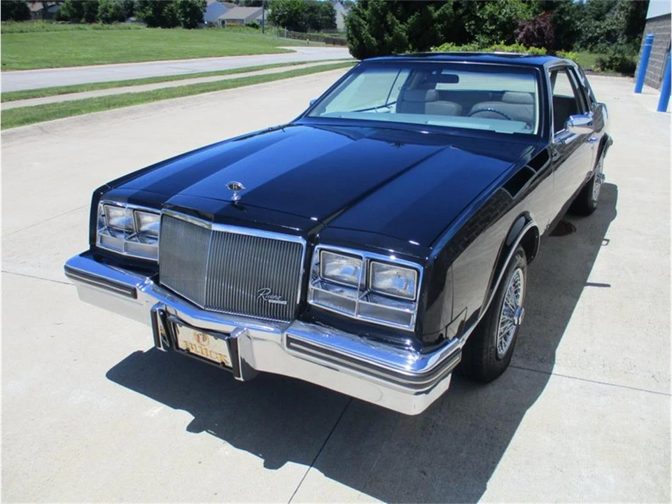 1979 Buick Riviera 4th-7th Gen - Image 27 of 31