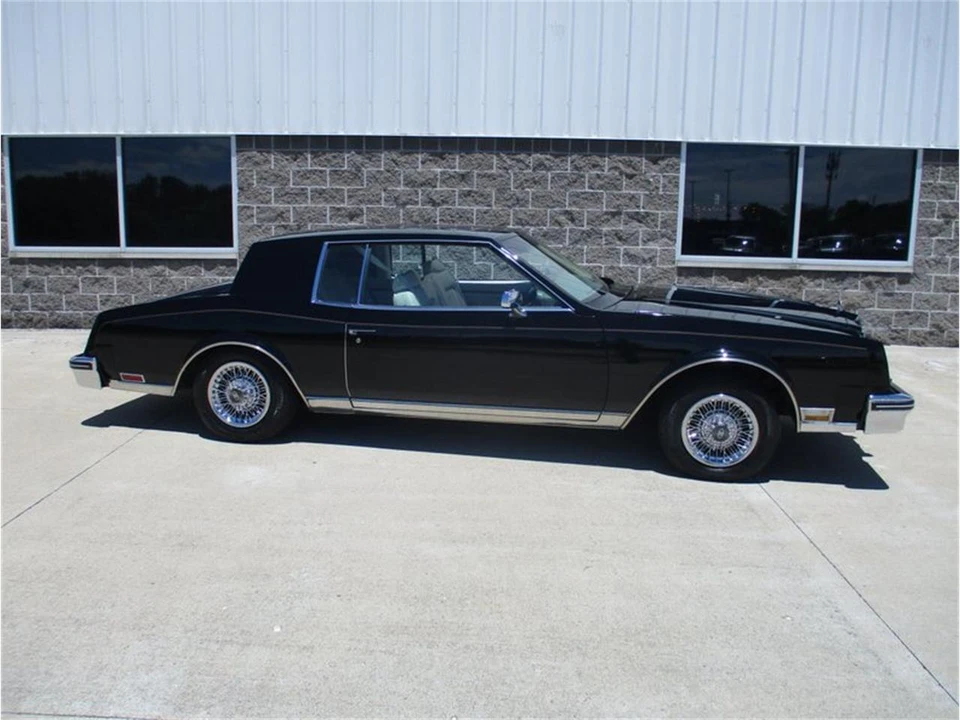 1979 Buick Riviera 4th-7th Gen - Image 8 of 31