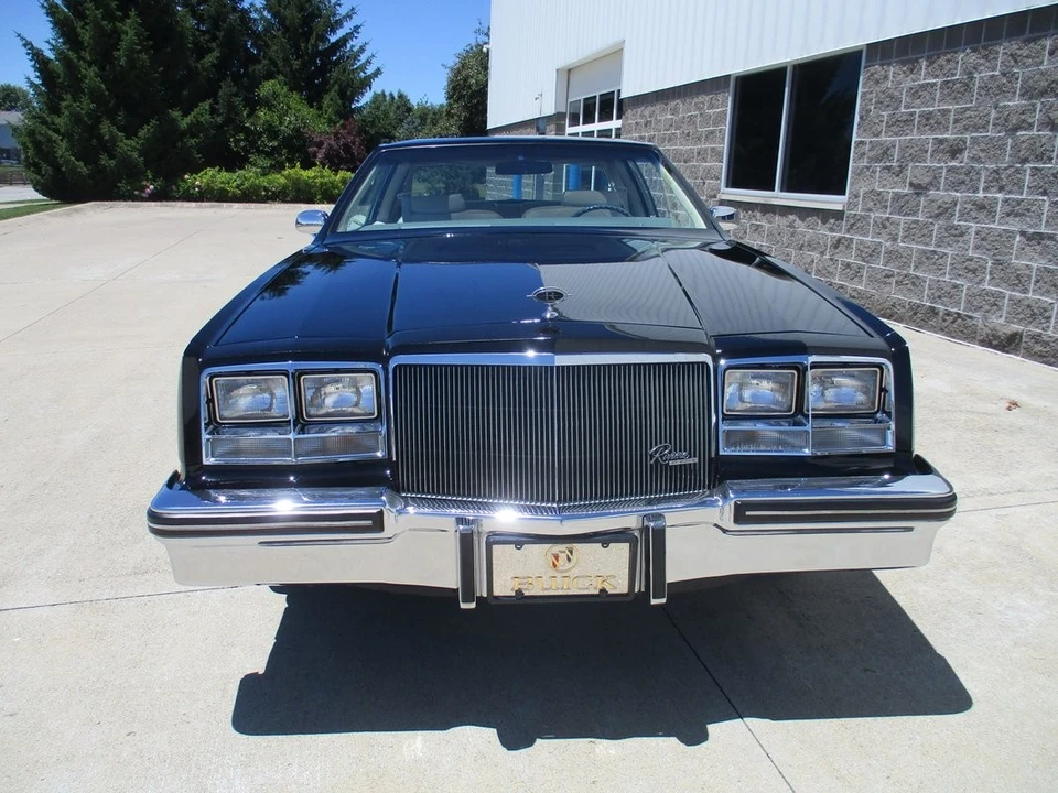 1979 Buick Riviera 4th-7th Gen - Image 6 of 31