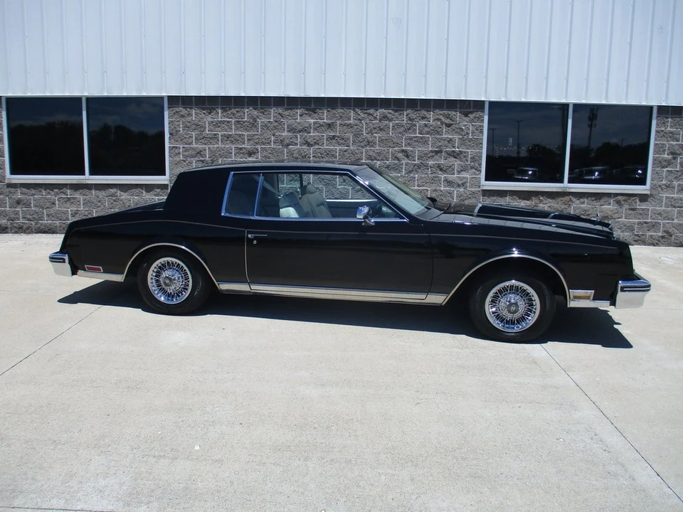 1979 Buick Riviera 4th-7th Gen - Image 9 of 31