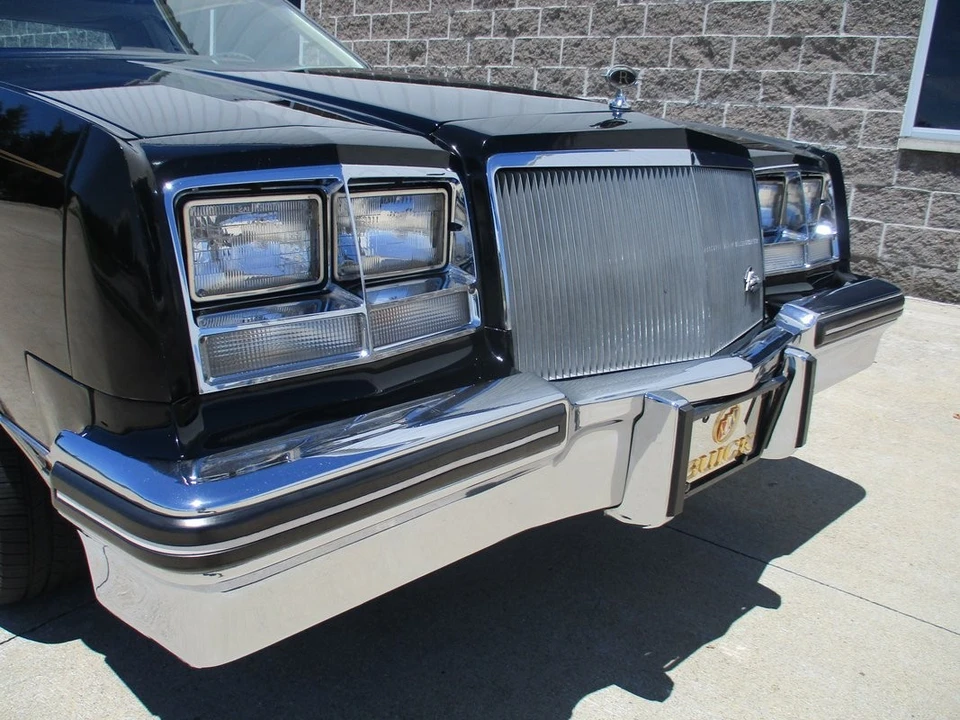 1979 Buick Riviera 4th-7th Gen - Image 24 of 31