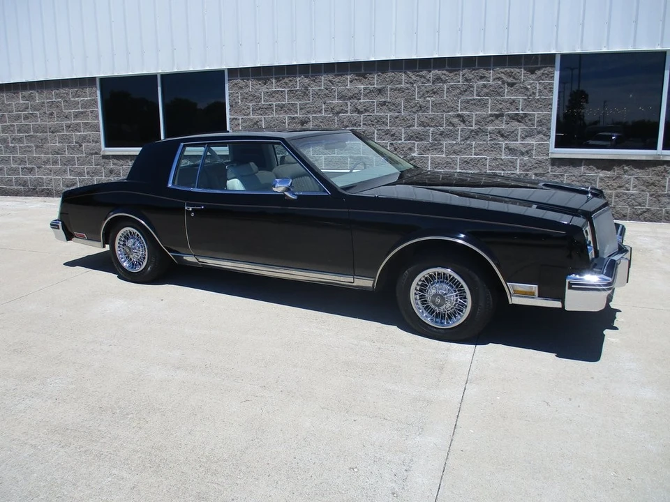 1979 Buick Riviera 4th-7th Gen - Image 8 of 31