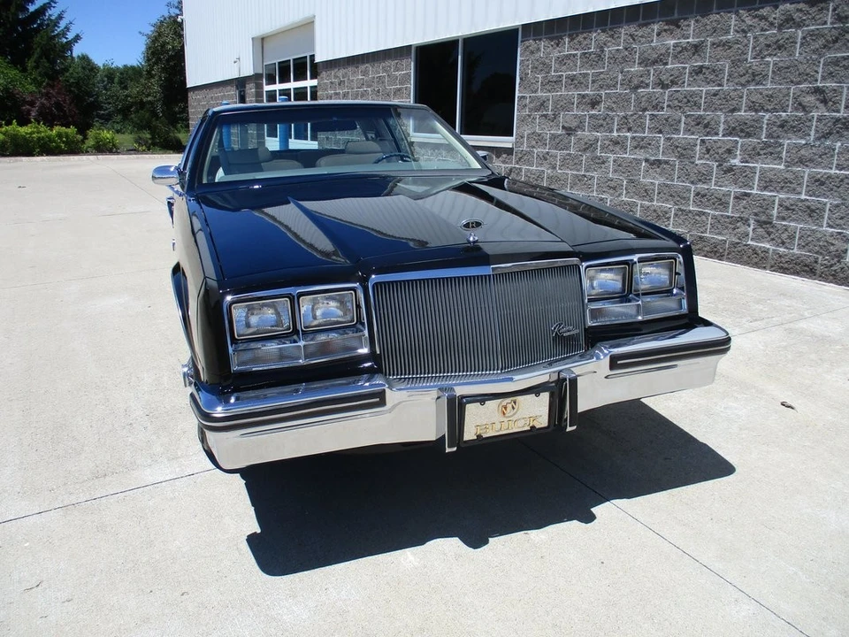 1979 Buick Riviera 4th-7th Gen - Image 5 of 31