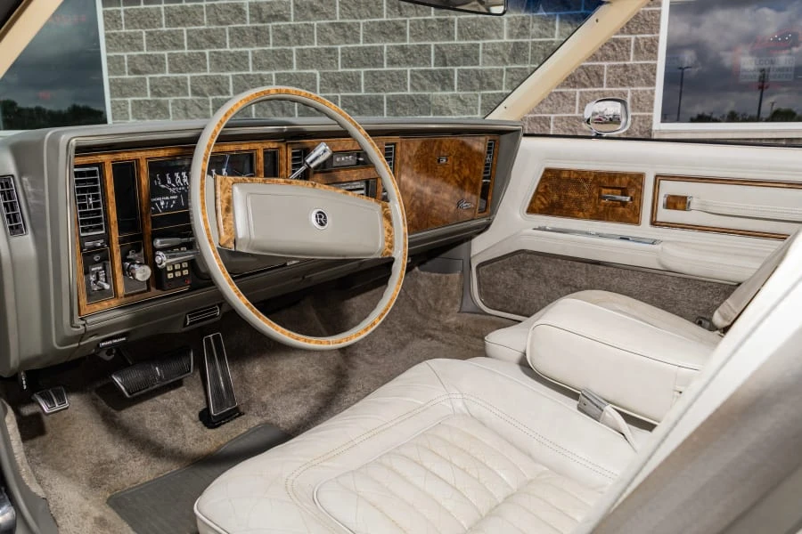 1979 Buick Riviera 4th-7th Gen - Image 17 of 31