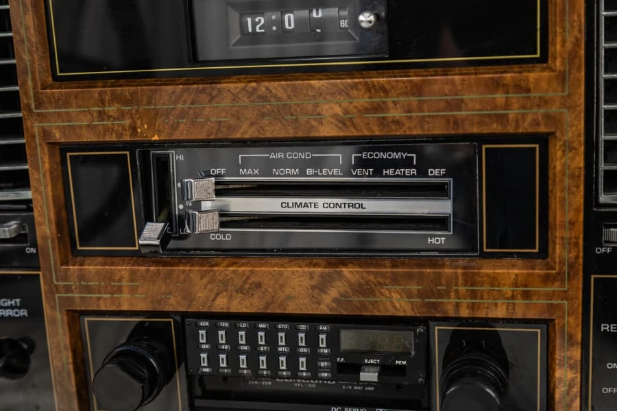 1979 Buick Riviera 4th-7th Gen - Image 26 of 31