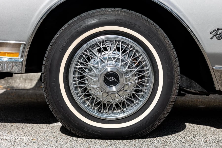 1979 Buick Riviera 4th-7th Gen - Image 15 of 25