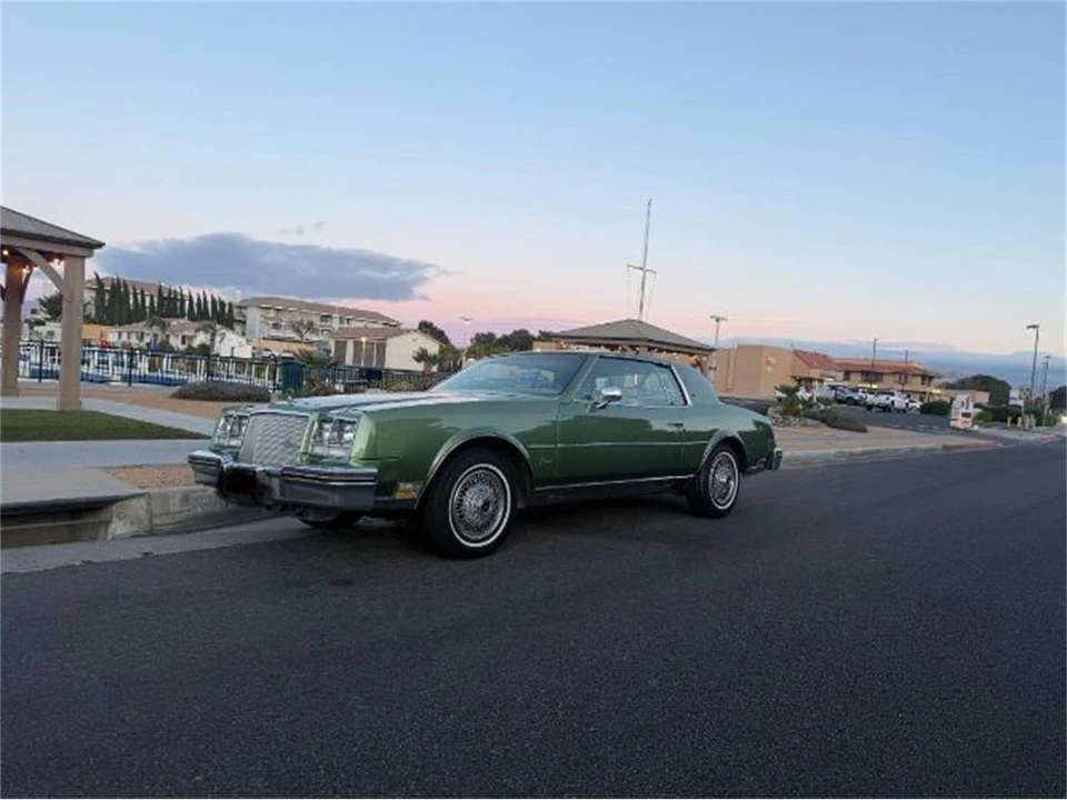 1979 Buick Riviera 4th-7th Gen - Image 2 of 11
