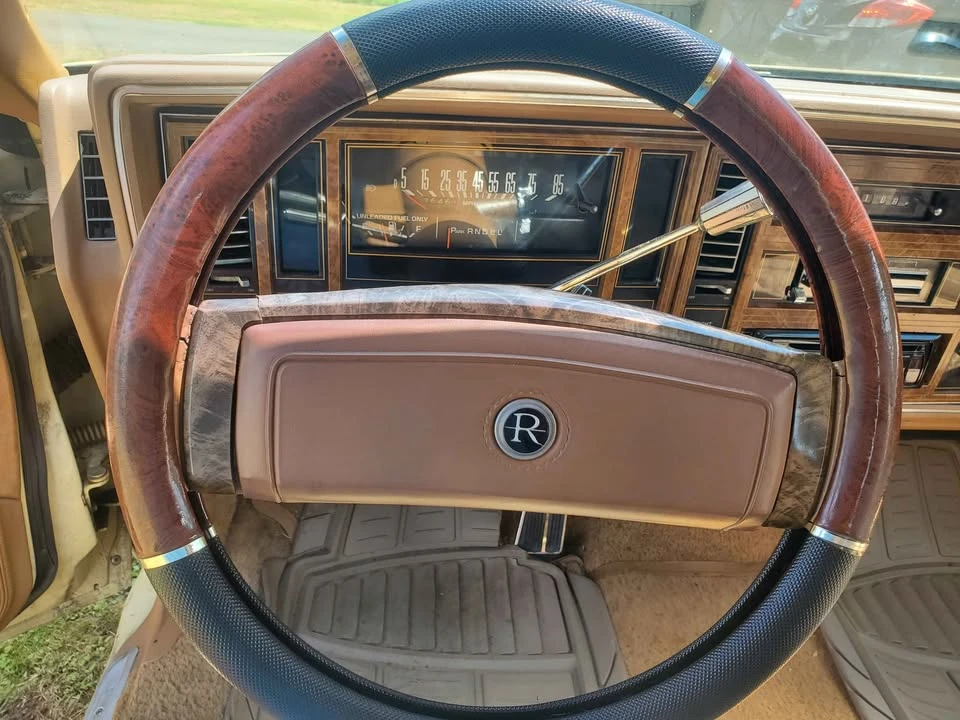 1979 Buick Riviera 4th-7th Gen - Image 6 of 11