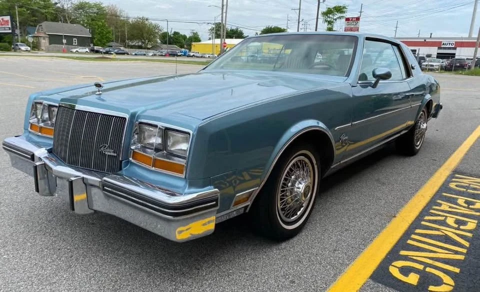 1979 Buick Riviera 4th-7th Gen - Image 4 of 9