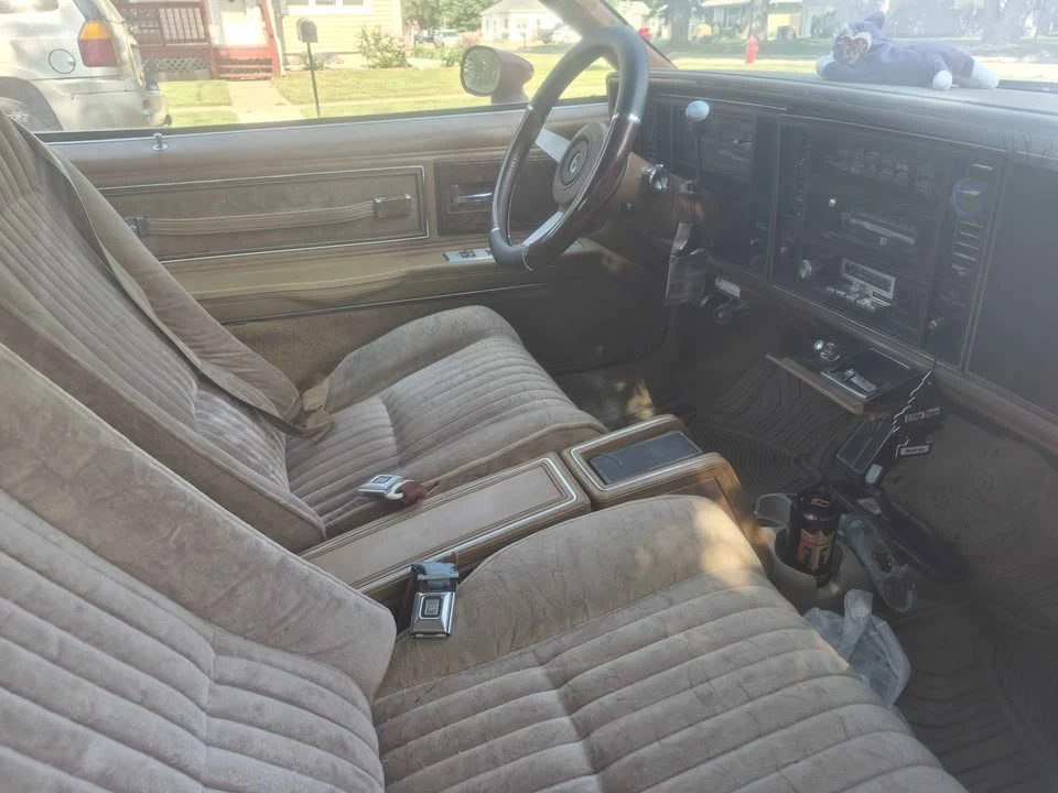 1979 Buick Riviera 4th-7th Gen - Image 2 of 5