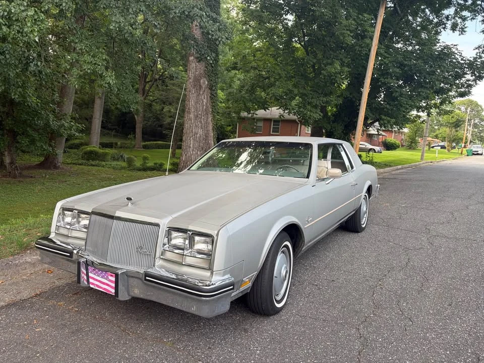1979 Buick Riviera 4th-7th Gen - Image 2 of 5