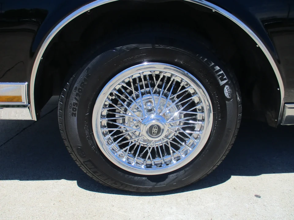1979 Buick Riviera 4th-7th Gen - Image 7 of 31