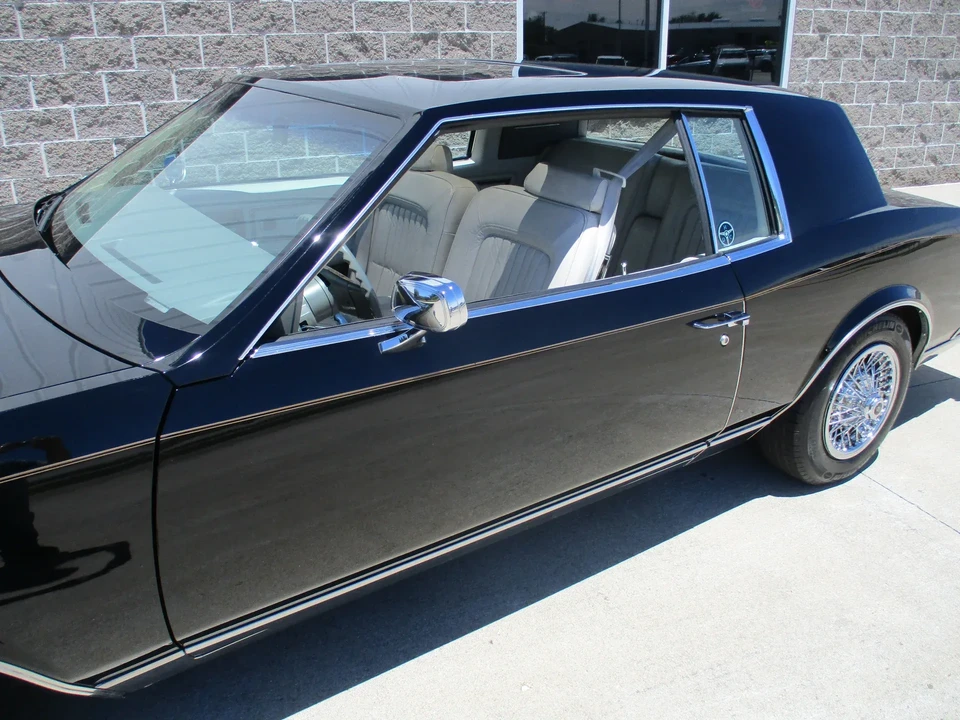 1979 Buick Riviera 4th-7th Gen - Image 3 of 31