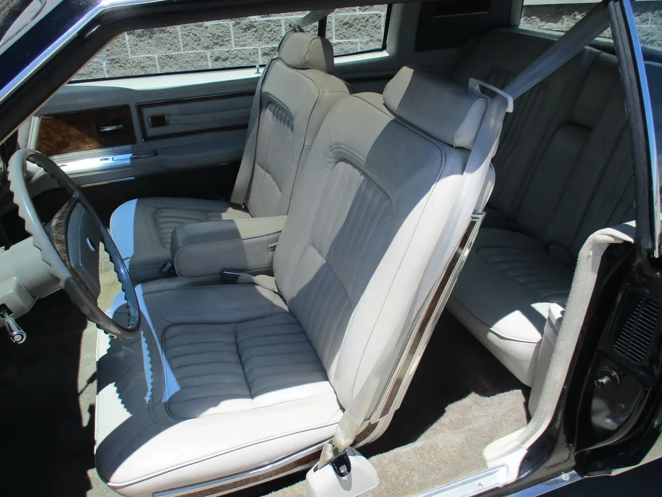 1979 Buick Riviera 4th-7th Gen - Image 4 of 31