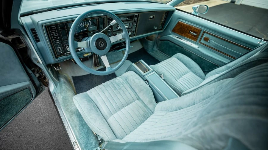 1979 Buick Riviera 4th-7th Gen - Image 15 of 24