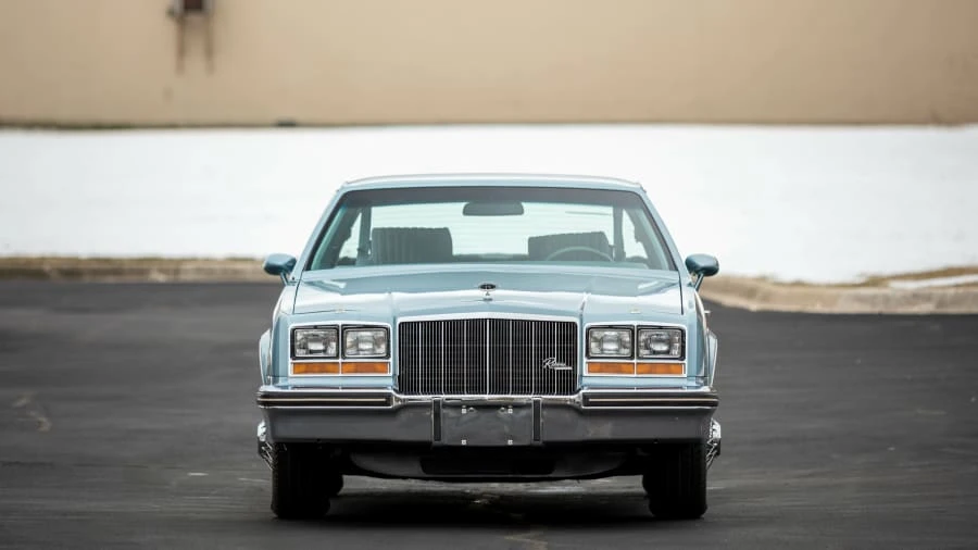 1979 Buick Riviera 4th-7th Gen - Image 9 of 24