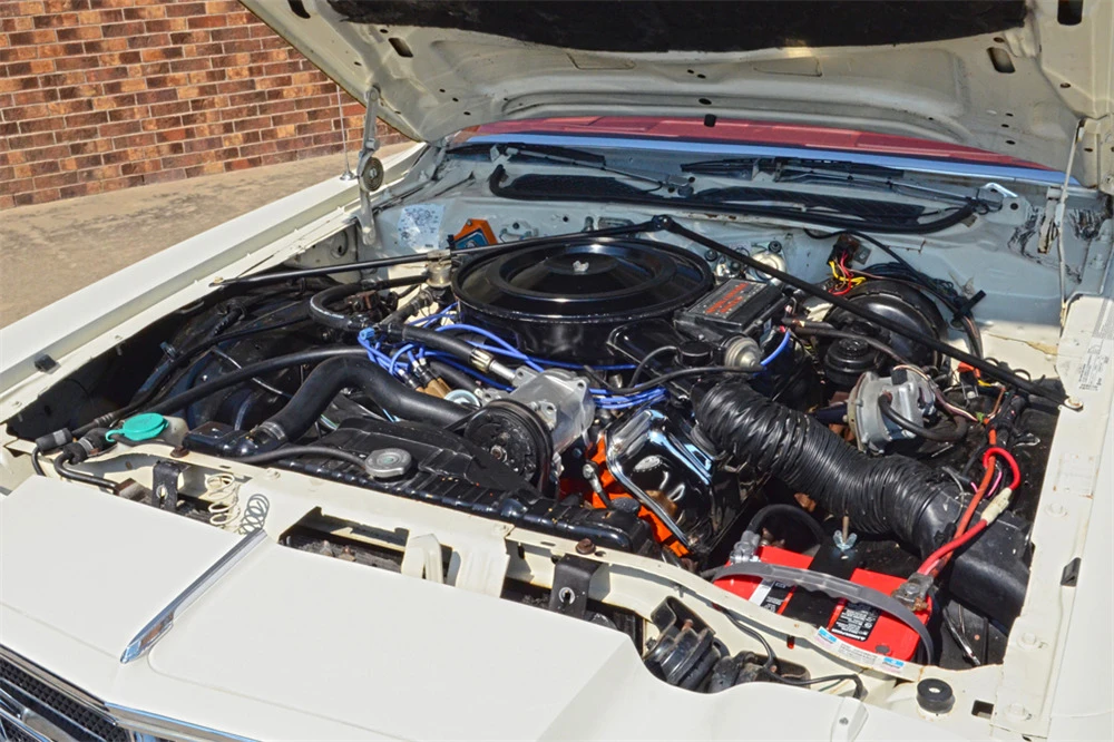 1979 Chrysler 300 - Image 2 of 5