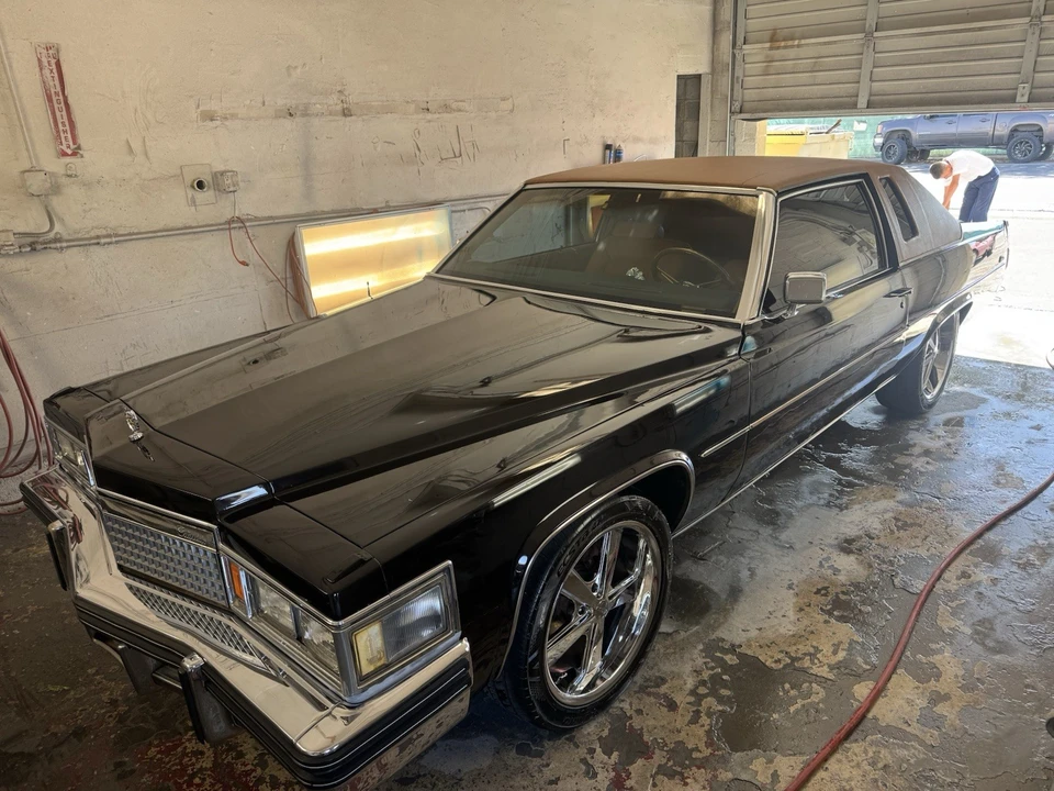 1979 Cadillac Series 70 & 75 - Image 3 of 13