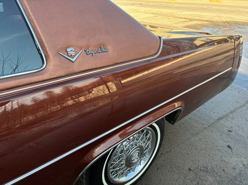 1979 Cadillac DeVille 5th Gen - Image 7 of 12