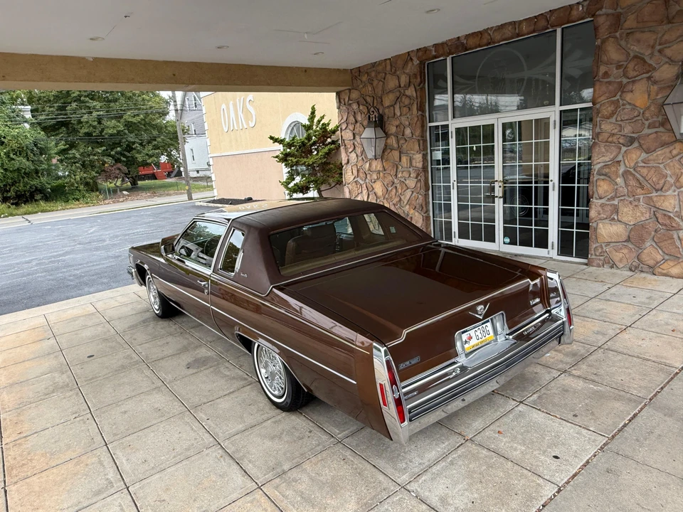 1979 Cadillac DeVille 5th Gen - Image 16 of 31