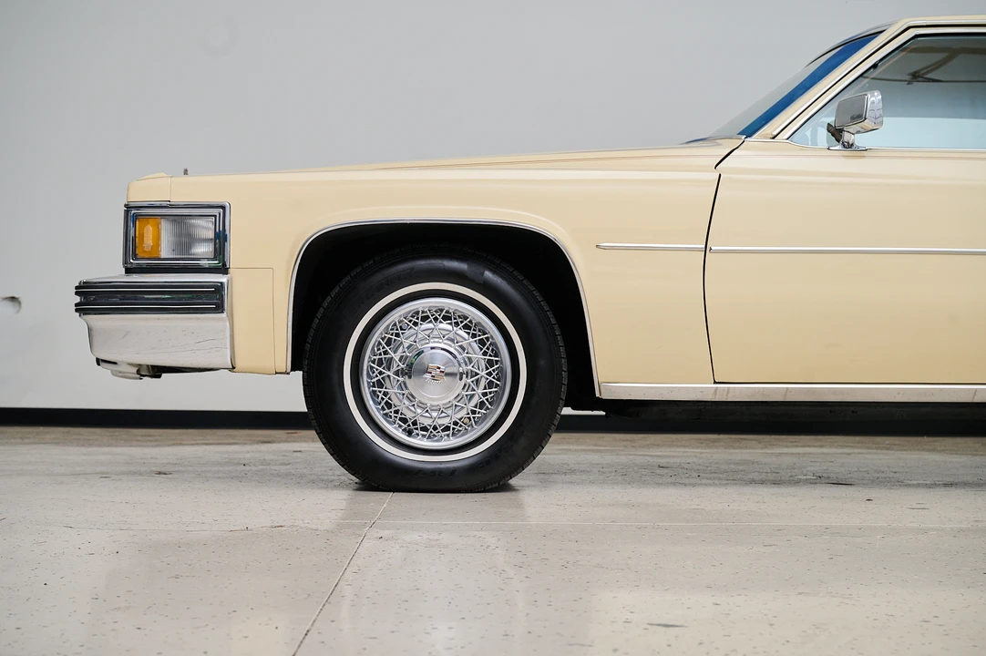 1979 Cadillac DeVille 5th Gen - Image 15 of 31