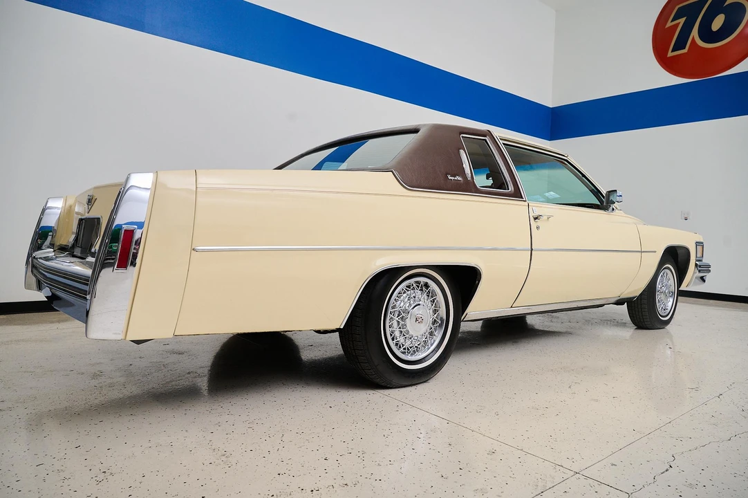 1979 Cadillac DeVille 5th Gen - Image 11 of 31