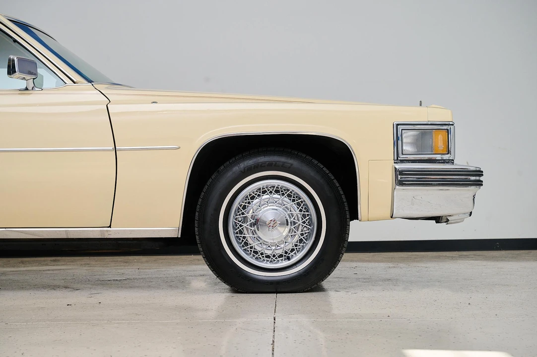 1979 Cadillac DeVille 5th Gen - Image 14 of 31
