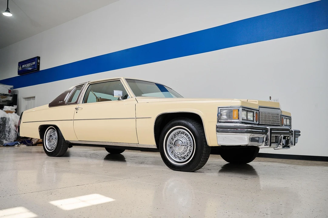 1979 Cadillac DeVille 5th Gen - Image 2 of 31