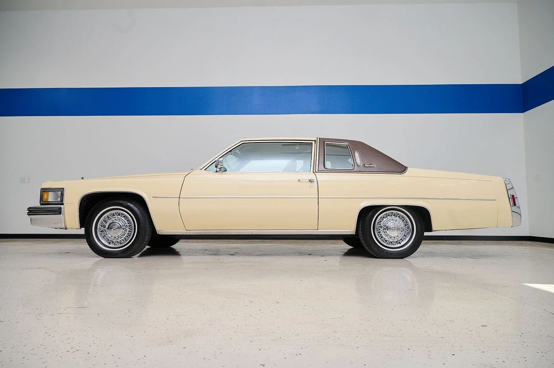 1979 Cadillac DeVille 5th Gen - Image 7 of 31