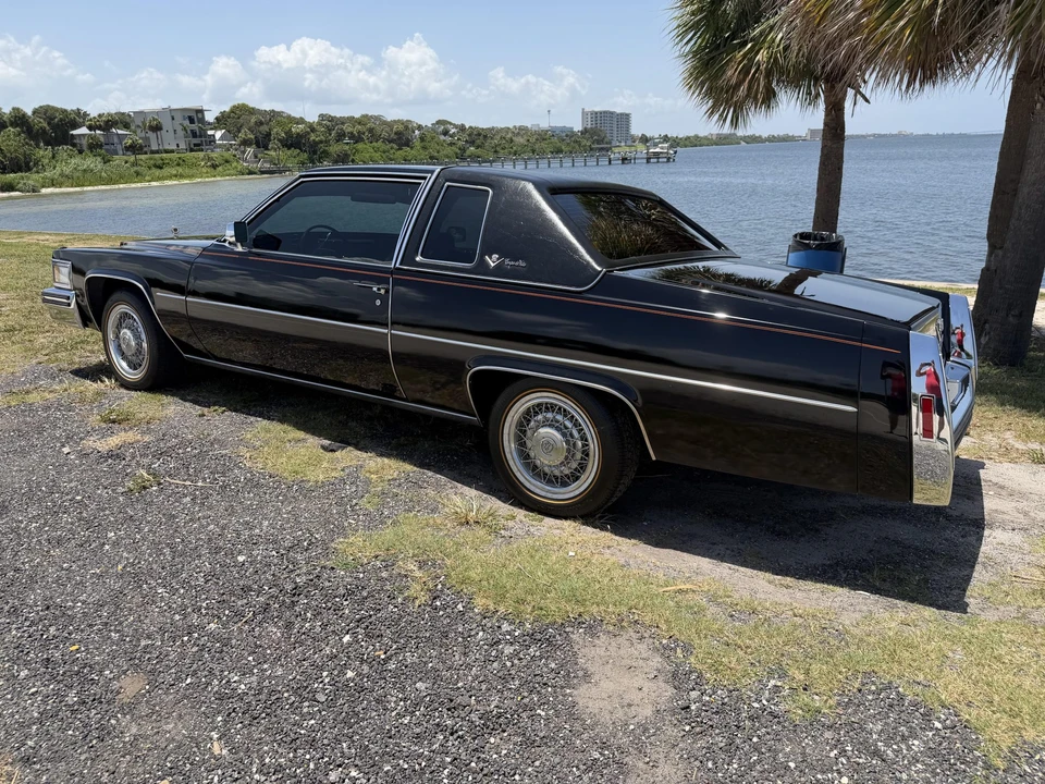 1979 Cadillac DeVille 5th Gen - Image 14 of 31