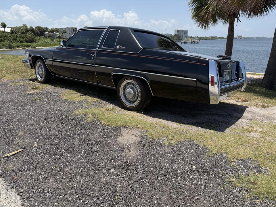 1979 Cadillac DeVille 5th Gen - Image 13 of 31