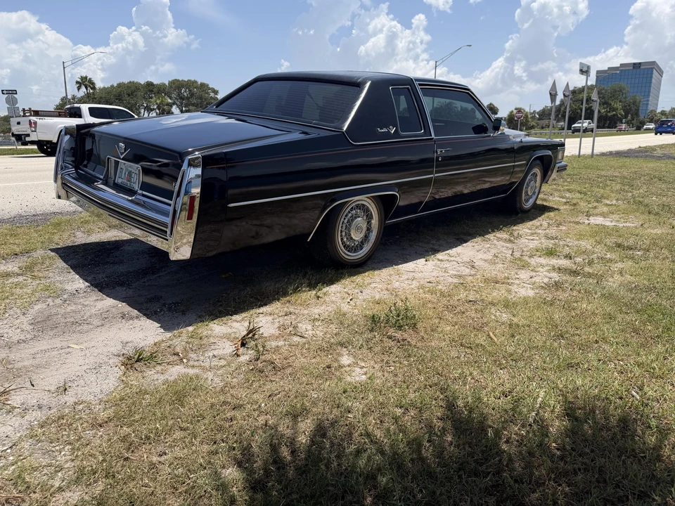 1979 Cadillac DeVille 5th Gen - Image 8 of 31