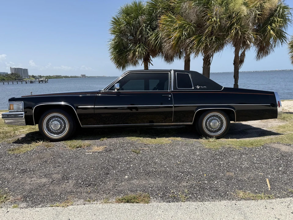 1979 Cadillac DeVille 5th Gen - Image 16 of 31