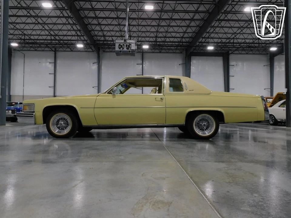 1979 Cadillac DeVille 5th Gen - Image 22 of 31