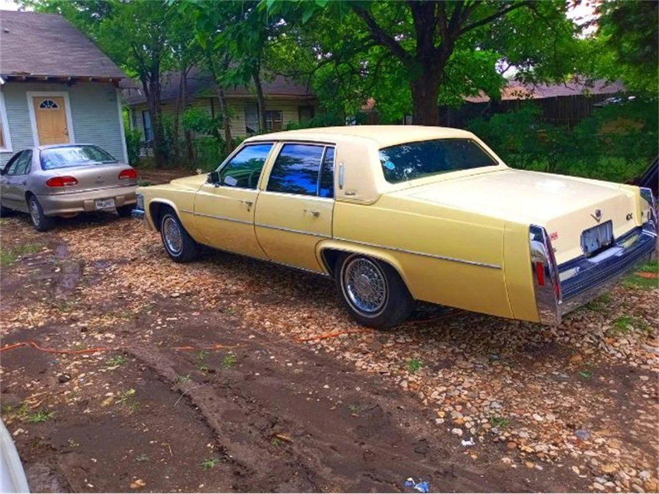 1979 Cadillac DeVille 5th Gen - Image 2 of 12