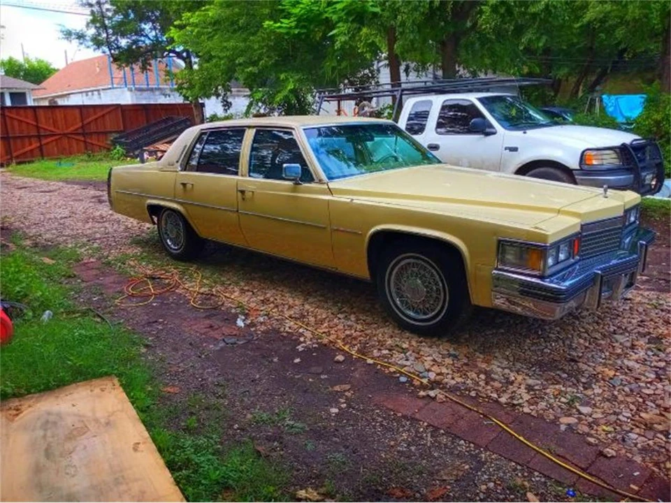 1979 Cadillac DeVille 5th Gen - Image 6 of 12