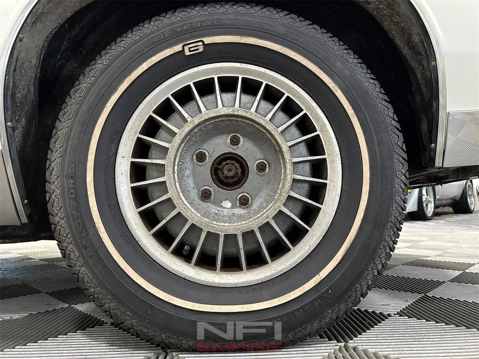 1979 Cadillac Eldorado 10th Gen - Image 16 of 31