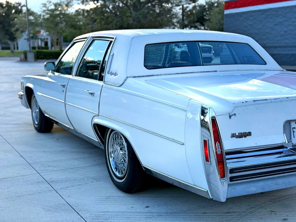 1979 Cadillac Fleetwood - Image 11 of 21