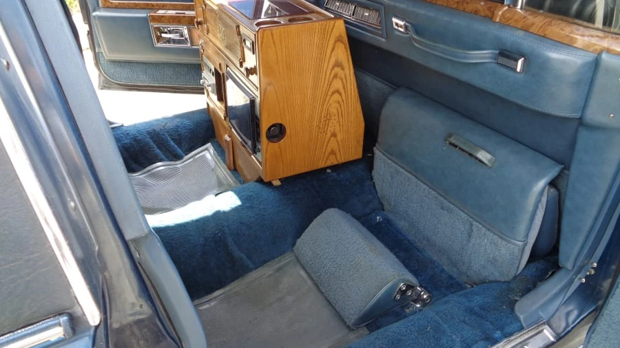 1979 Cadillac Series 70 & 75 - Image 8 of 24