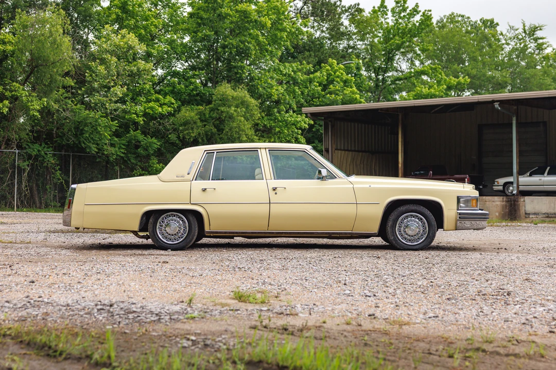 1979 Cadillac DeVille 5th Gen - Image 7 of 31