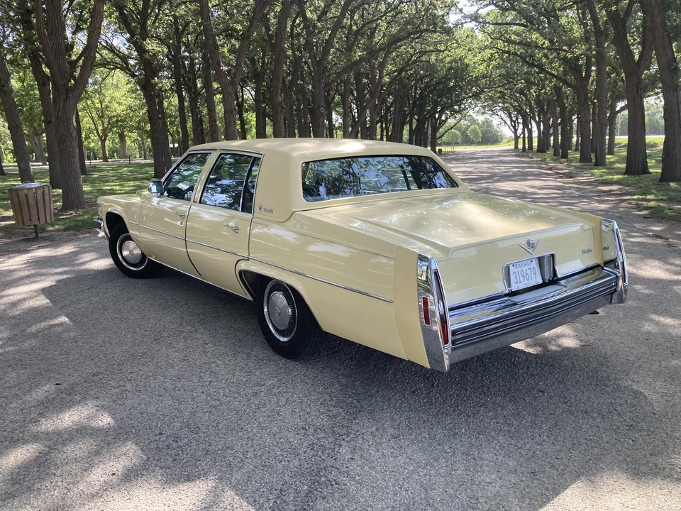 1979 Cadillac DeVille 5th Gen - Image 24 of 31