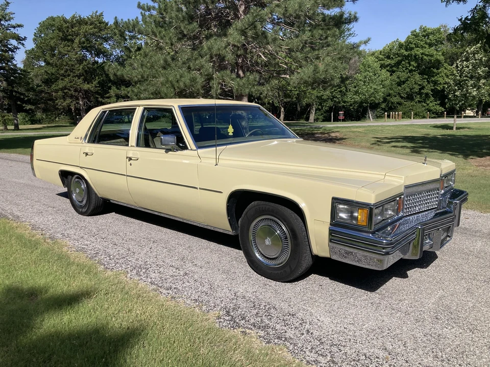 1979 Cadillac DeVille 5th Gen - Image 6 of 31