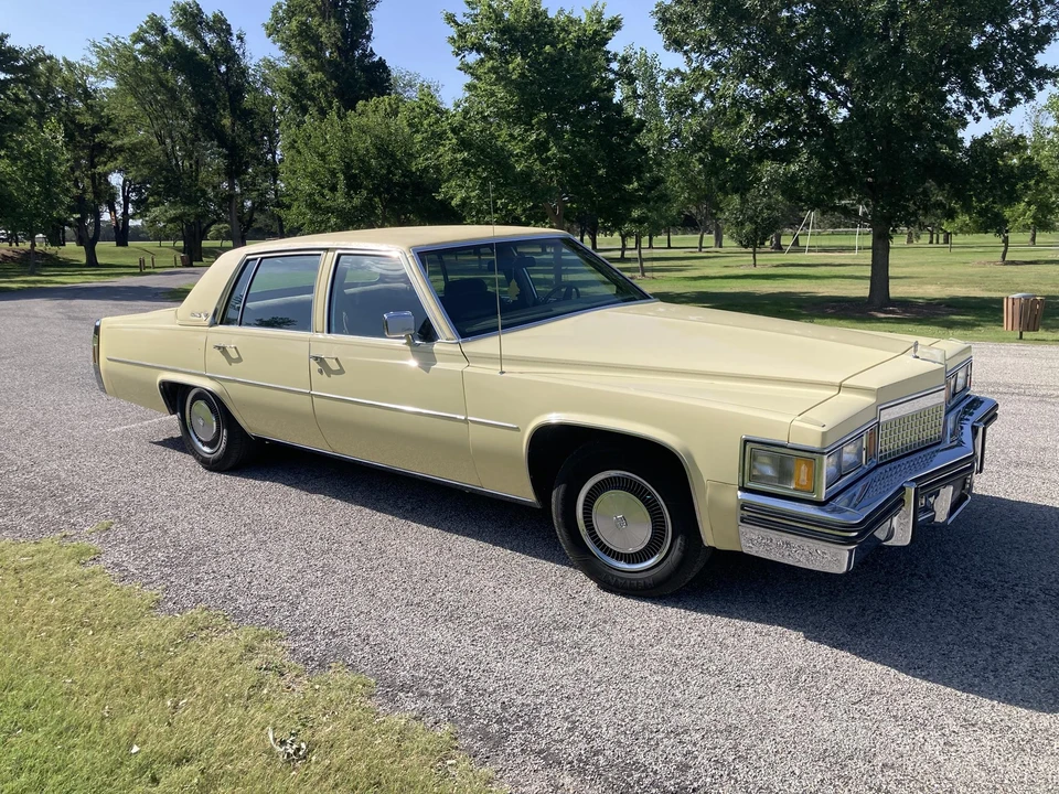 1979 Cadillac DeVille 5th Gen - Image 8 of 31