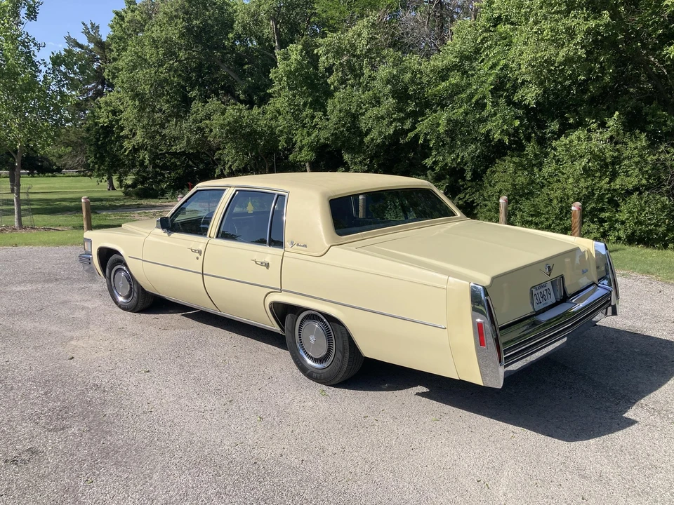 1979 Cadillac DeVille 5th Gen - Image 15 of 31