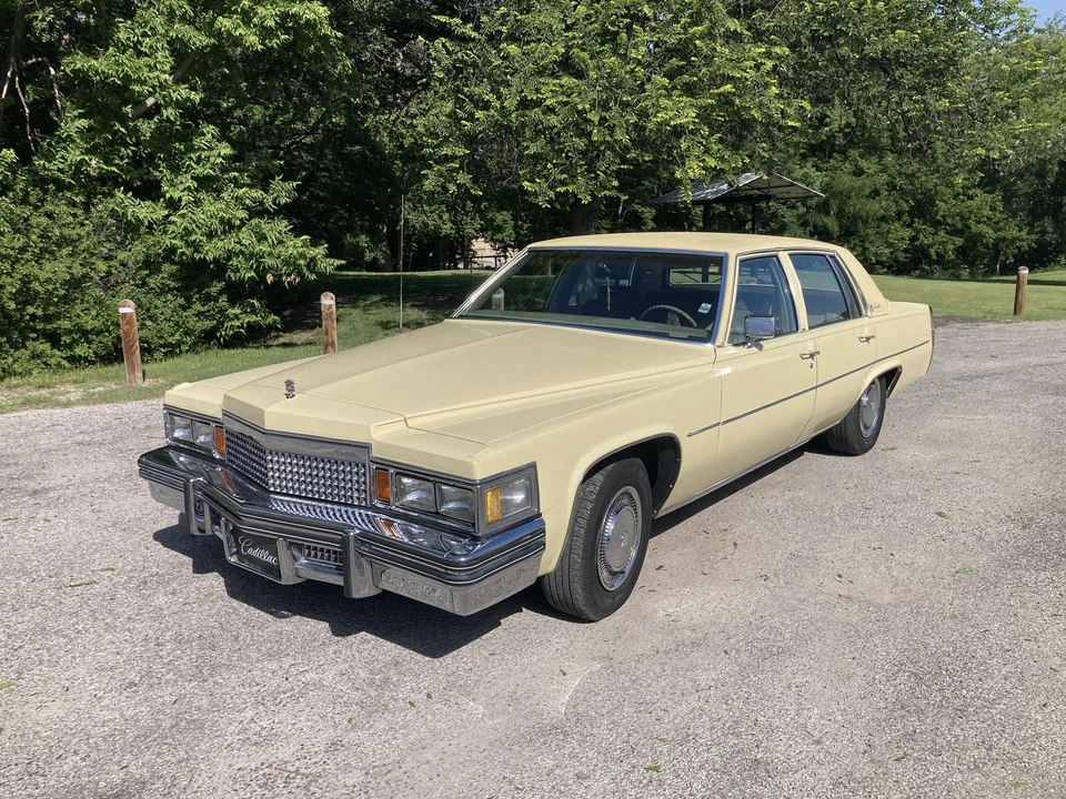 1979 Cadillac DeVille 5th Gen - Image 4 of 31