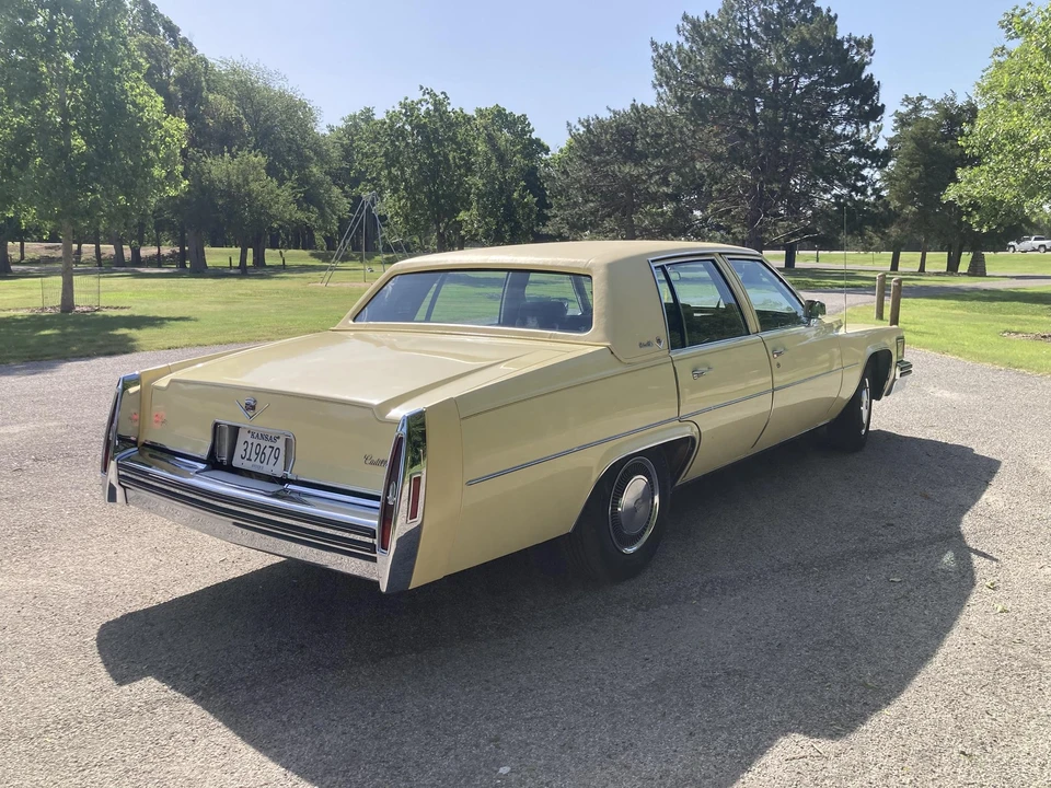 1979 Cadillac DeVille 5th Gen - Image 12 of 31