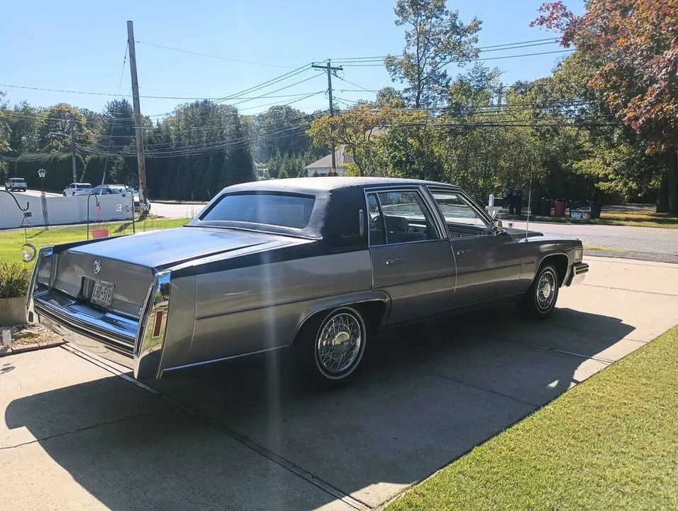 1979 Cadillac Fleetwood - Image 4 of 11