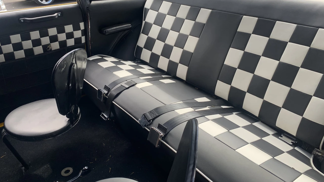 1979 Checker - Image 5 of 28