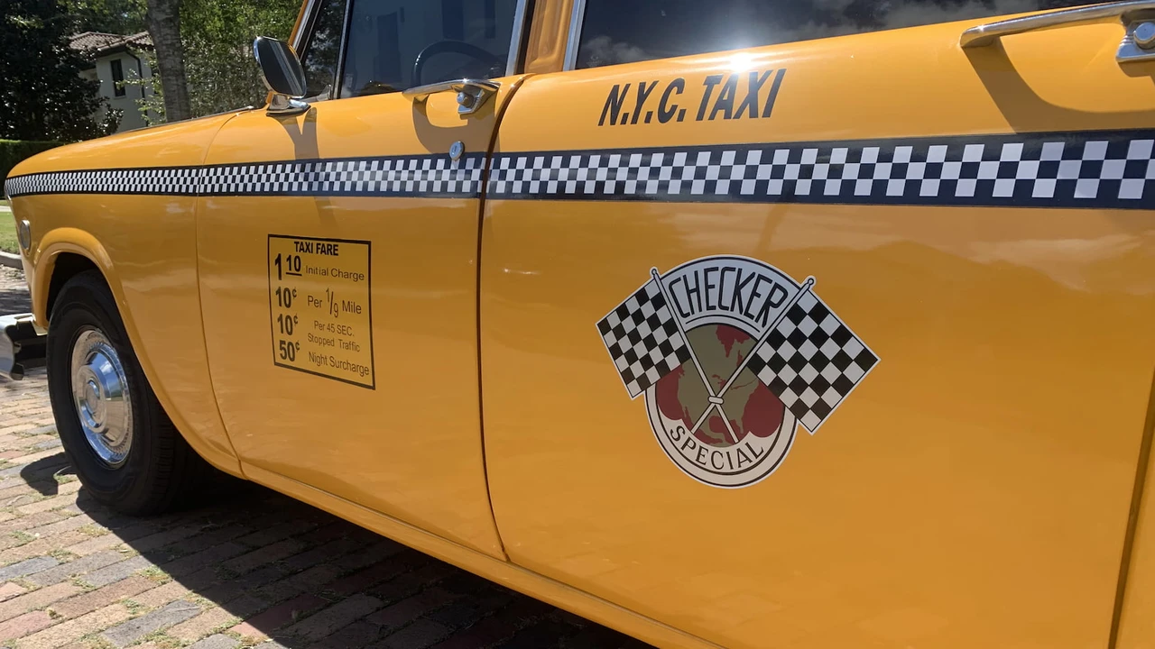 1979 Checker - Image 16 of 28